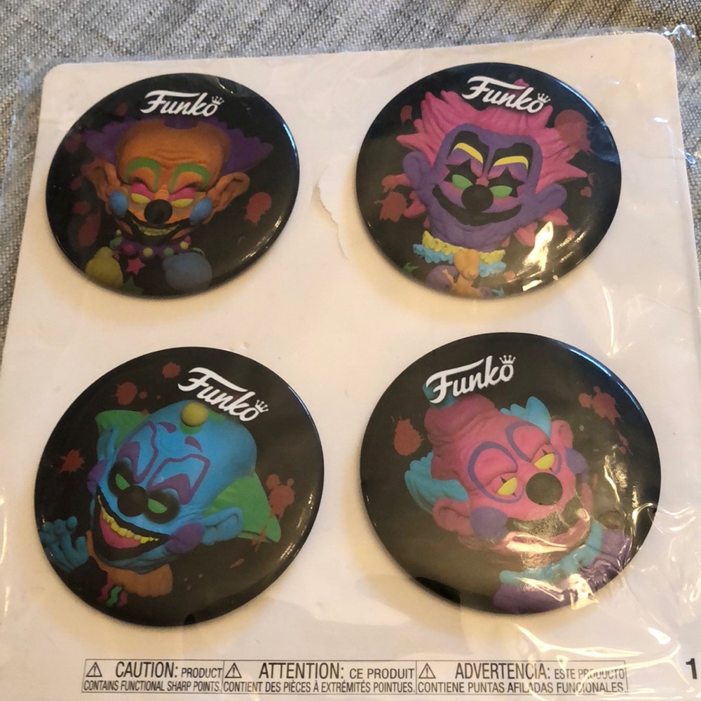 Funko Scary Clown Set of 4-pins. New in plastic.